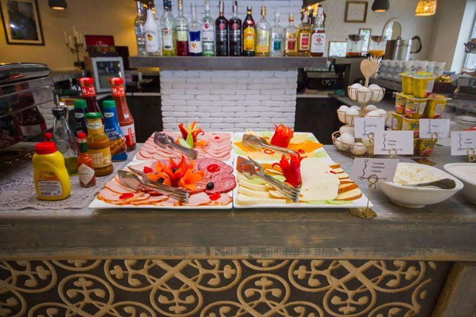 Hotel Orion Old Town Тбилиси Екстериор снимка