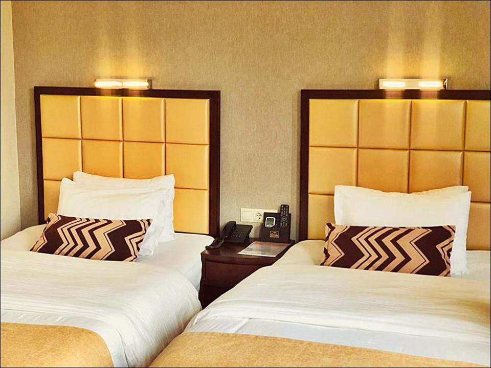 Hotel Orion Old Town Тбилиси Екстериор снимка